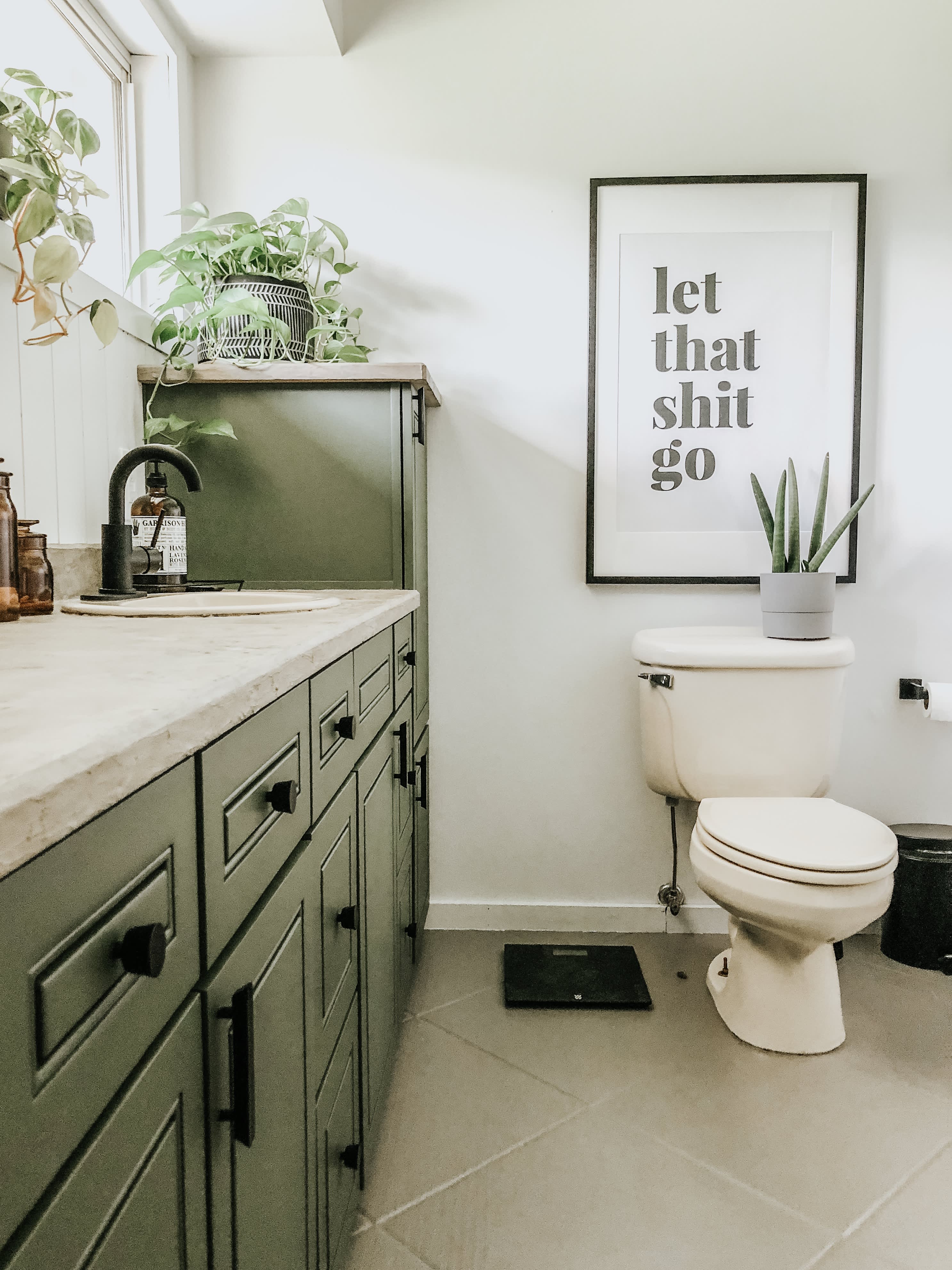 decorating ideas for a half bathroom